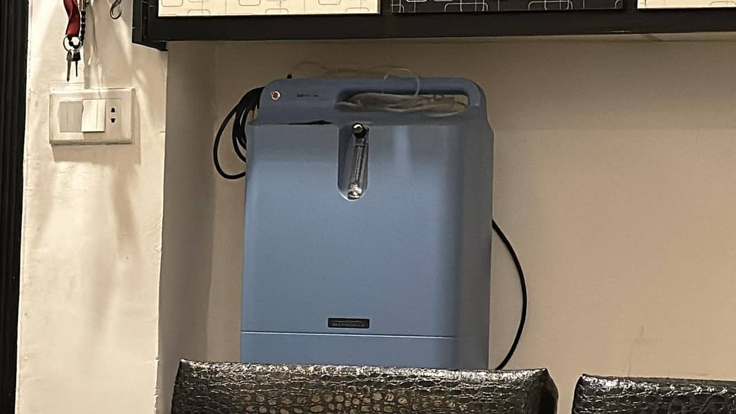 Oxygen concentrator 1