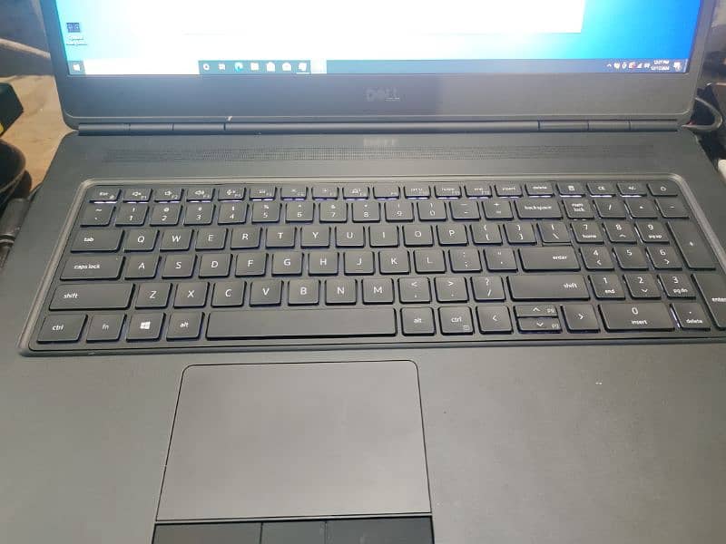 Dell precision 7750 7