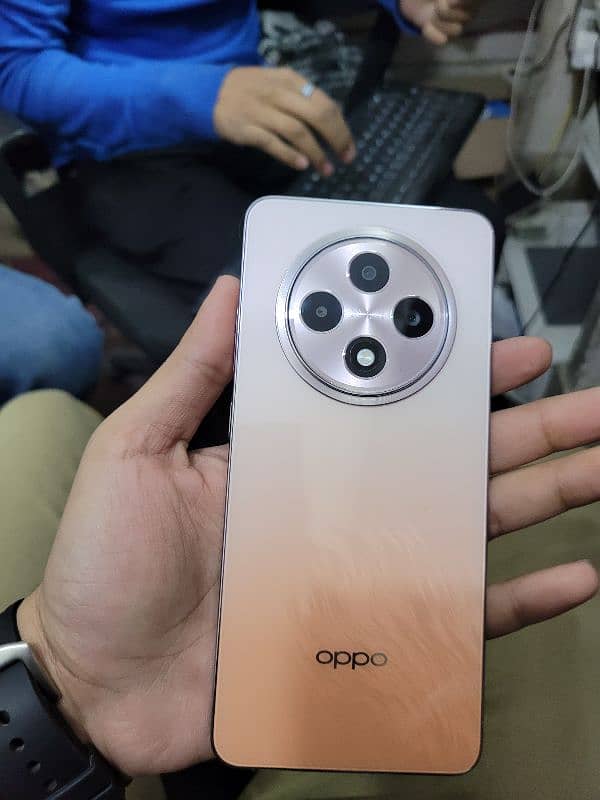 oppo reno 12 F 5G 3