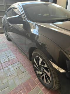 Honda Civic Oriel 1.8 i-VTEC CVT 2018 Model