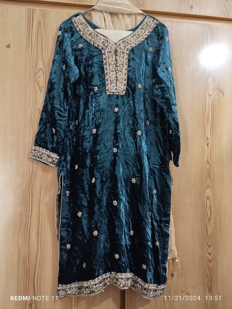 dress new condition me 0