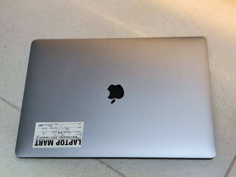 MACBOOK PRO 2018 (CORE I9) 32/512GB SSD 1