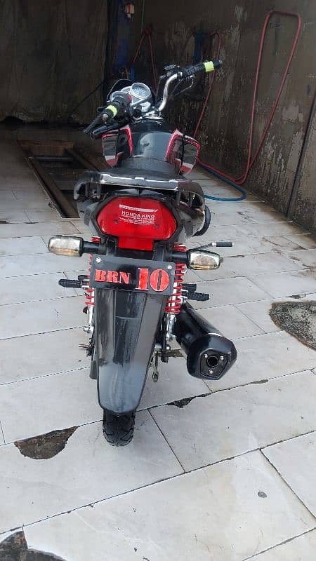 honda CB 150 cc self start use but like newly 2