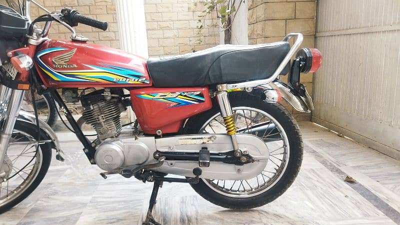 Honda 125 model 2018 lahore registered all documents complete 0