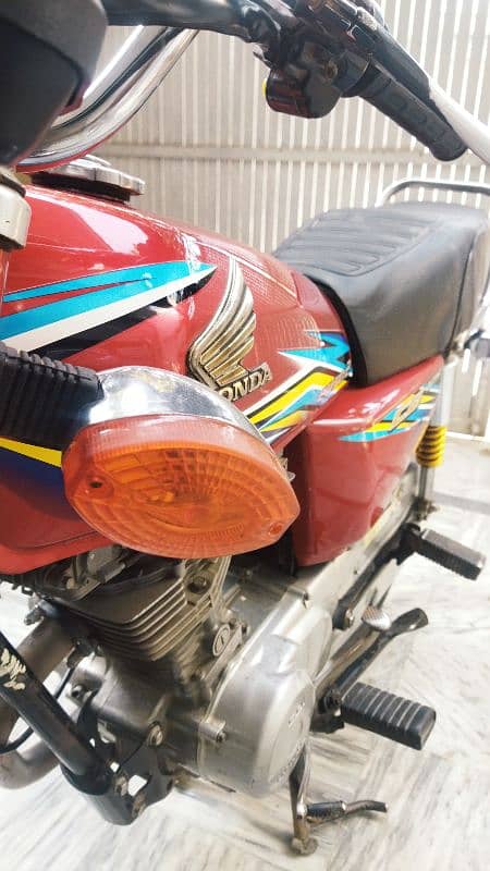 Honda 125 model 2018 lahore registered all documents complete 2