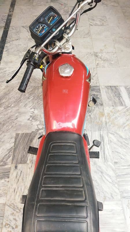 Honda 125 model 2018 lahore registered all documents complete 3