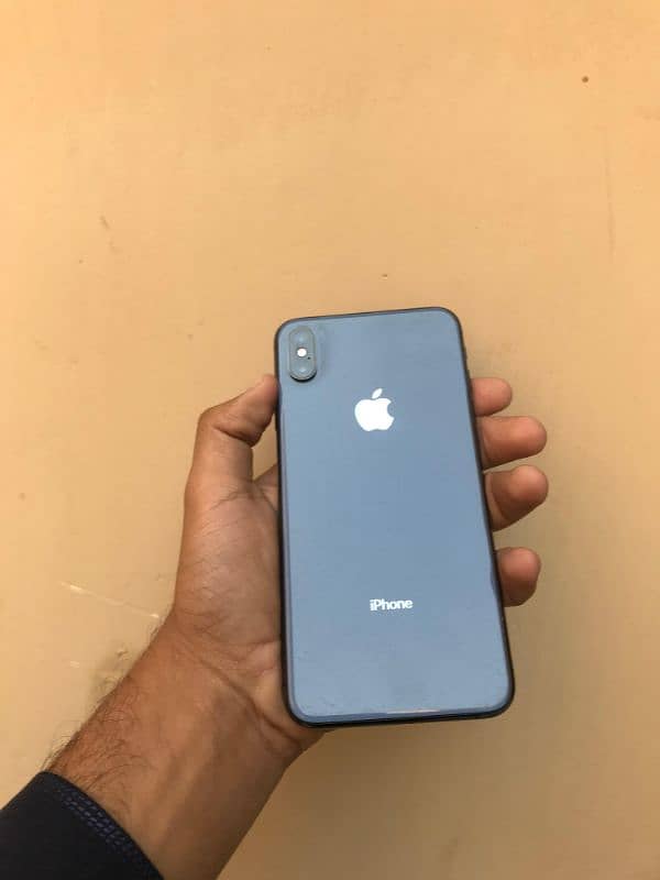 iPhone Xsmax 64gb Factory unlocked 0