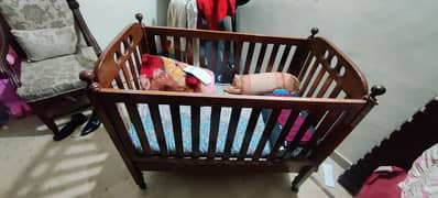 baby cot/baby bed