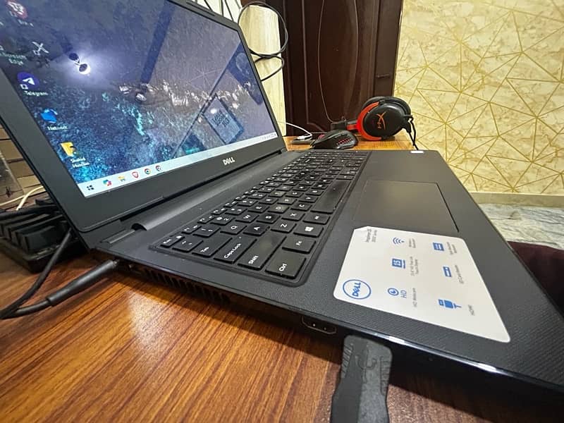 Great Condition Touch Laptop i5 7Th Gen 5