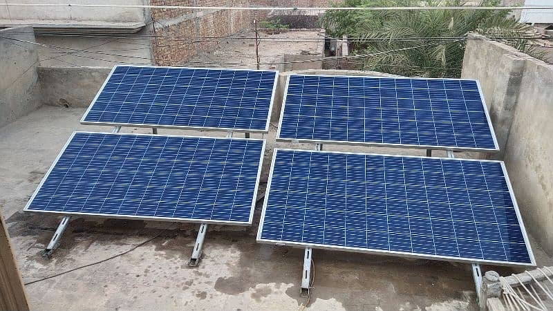 inverex 6 Solar Panel or 4 Suntech 3