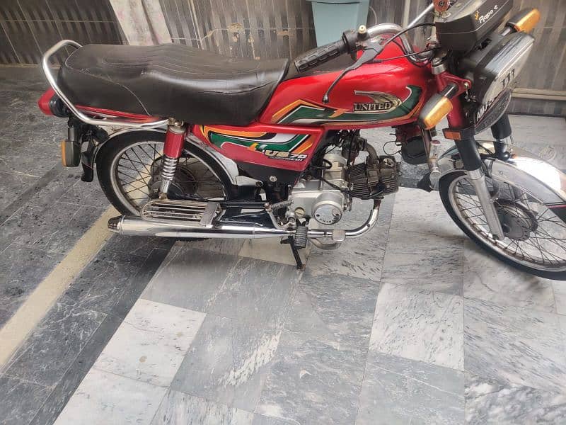 united 70 cc all ok bike 2o22 model all documets okk 4