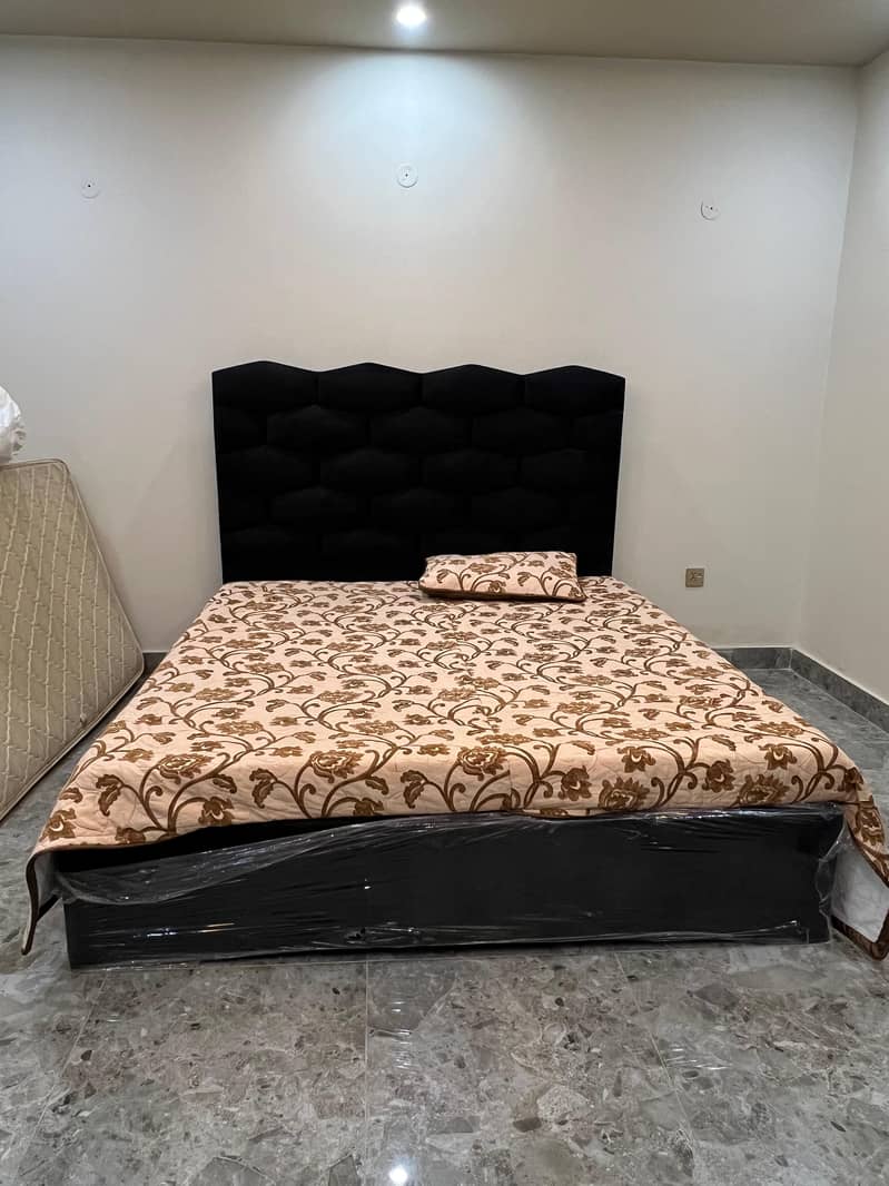 bed set / king size bed / double bed / wooden bed / poshish bed / bed 0