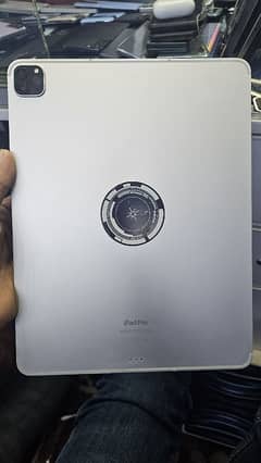 ipad pro 12.9 6th Gen M2