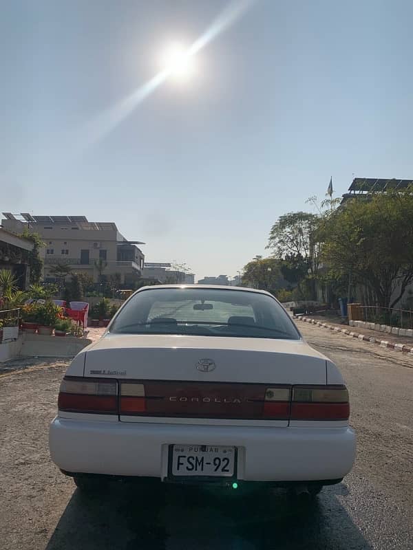 Toyota Corolla XE 1993 6