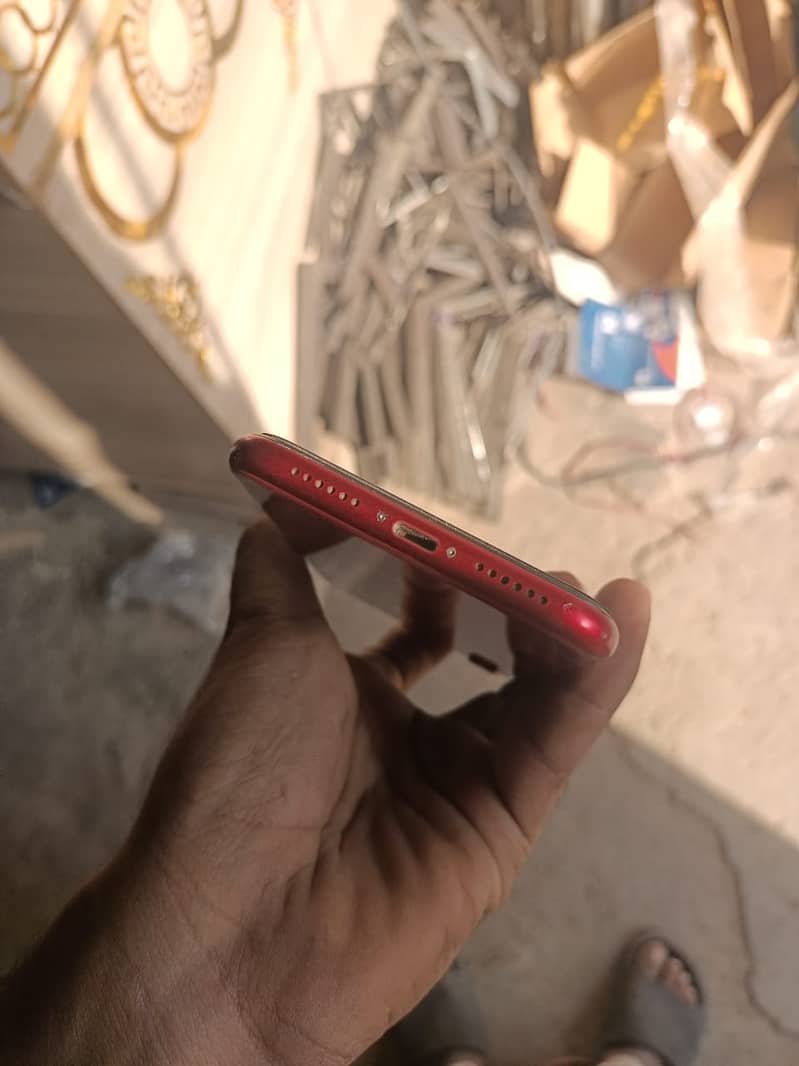 pta approved , condition 10/9, 64 gb memory , red colour 1