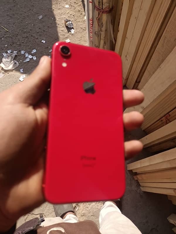 pta approved , condition 10/9, 64 gb memory , red colour 3