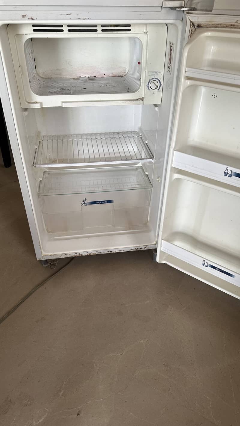 Toshiba single door fridge 1