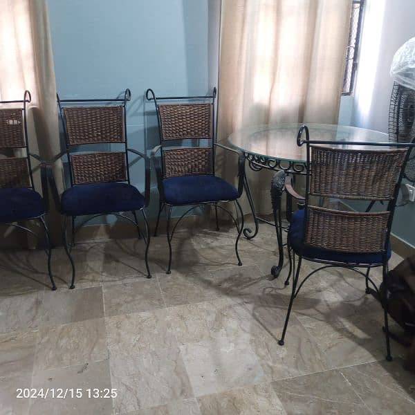 Dinning Table for sale 0