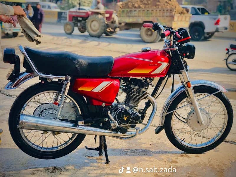 bilkul new condition hy bike Ki urgent sale kr rha ho 5