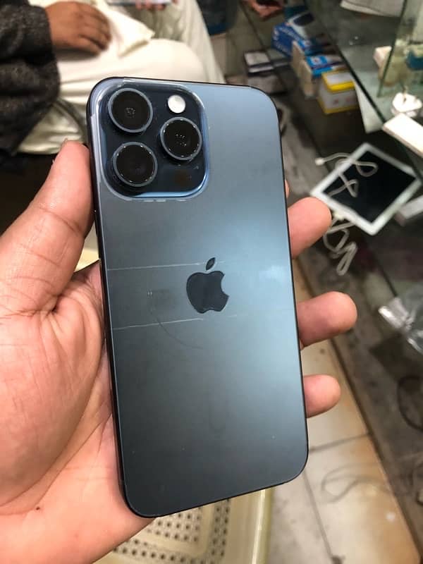 Iphone 15 pro max 0