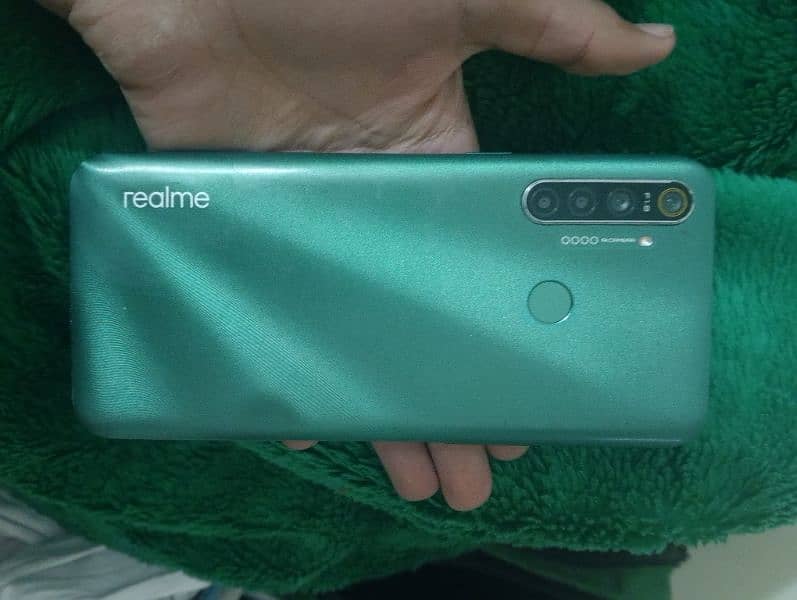 realme 5i 0