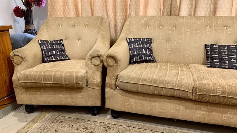 Sofa set for sale 1