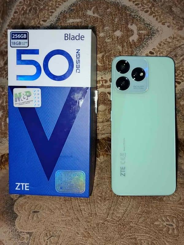 ZTE bladebv 50 mobile with box for Sell 0