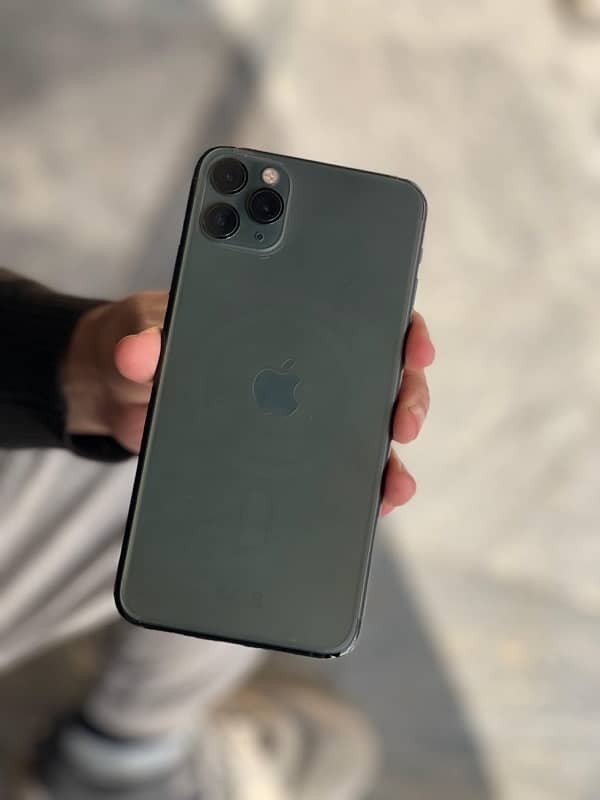 IPhone 11 pro max 2