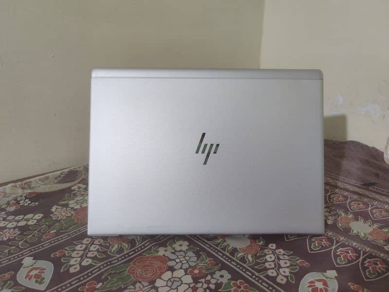 HP 840 G5 i7 7th Gen 8gb 256gb 0