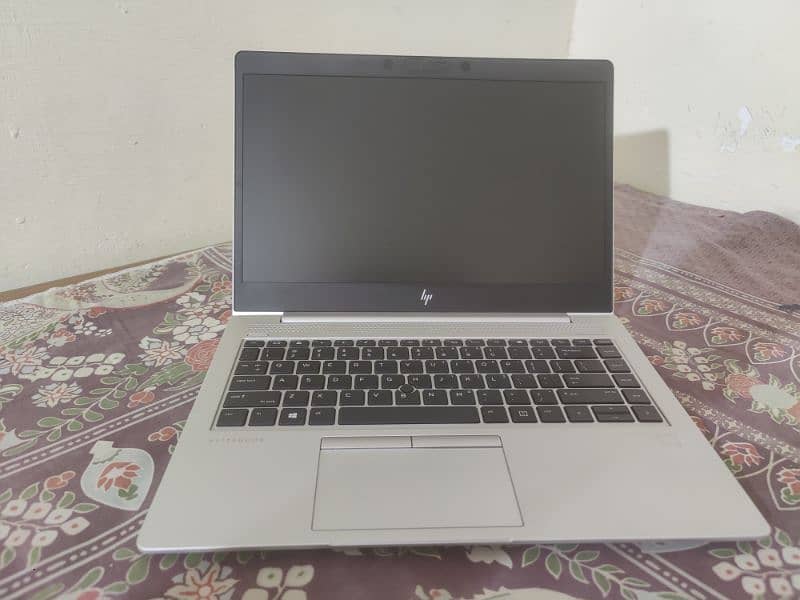 HP 840 G5 i7 7th Gen 8gb 256gb 2