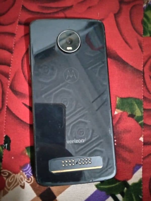 Moto Z4. PTA Approved, 4gb Ram 128gb Rom 5