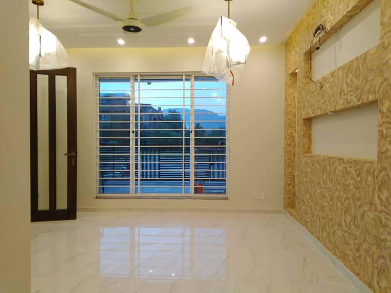 Luxury Upper Portion Available For rent 8