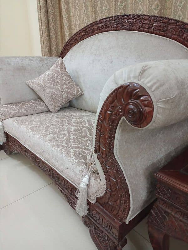 7 seater wodden pure sofa for sale 6