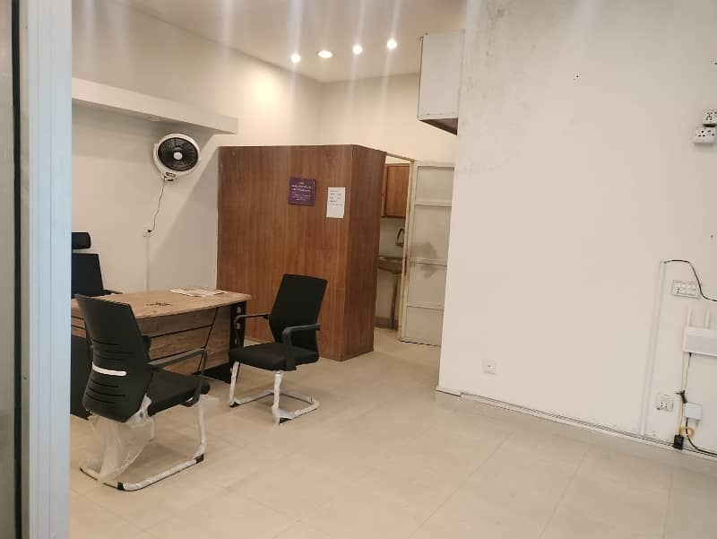 4 Marla Ground Floor Office For Rent In DHA Phase 1,Block K, Lahore. 1