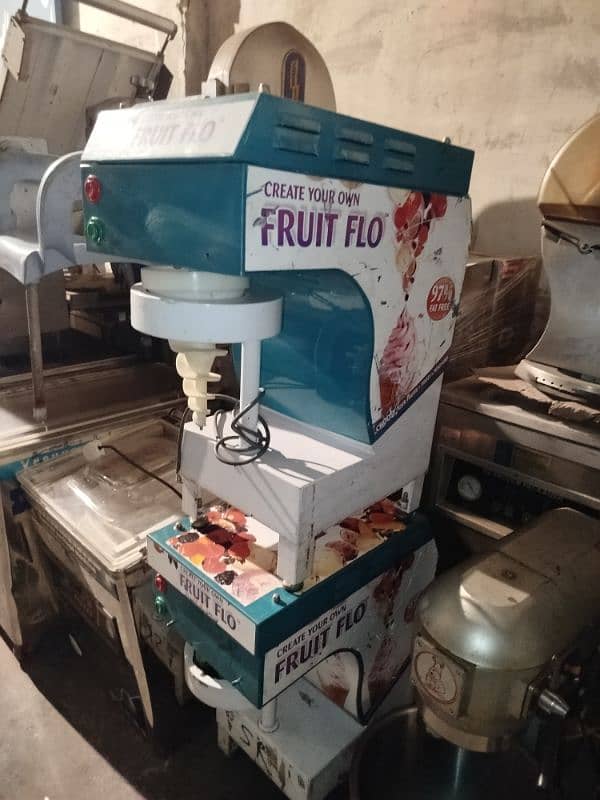 Ice cream flavour mixer frozen yoghurt mixer machine imported 220 volt 8