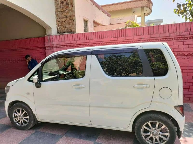 Suzuki Wagon R Stingray 2019 1