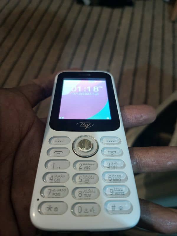 itel 5031 in brand new condition 9