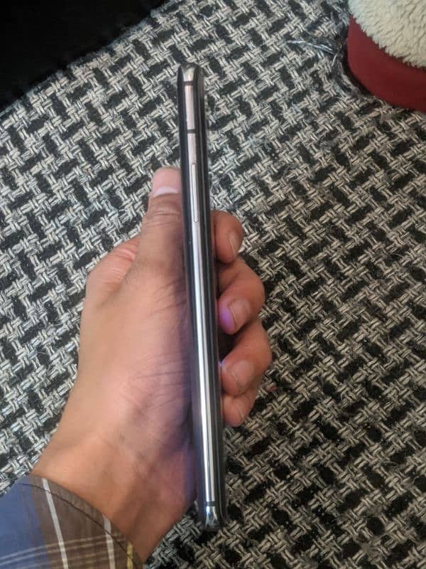 OnePlus 7 pro 10/10 condition 3