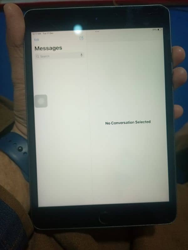 ipad Mini 5 . . . 03077016554 4