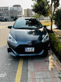 Toyota Aqua G 2015