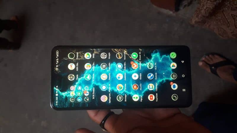 Infinix Hot 40 box and change with new condition 0