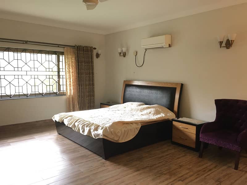 3 Kanal Beautiful Luxurious Fully Furnished Upper Portion For Rent in Abid Majeed Road Lahore Cantt 1