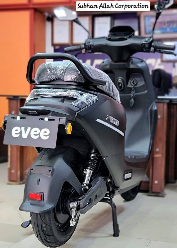 Evee S1 Electric Scooty 16