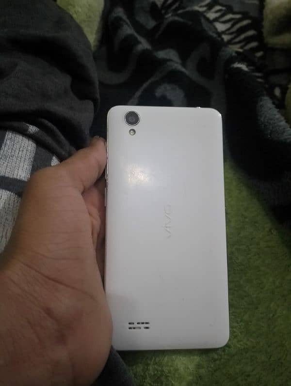 new Vivo phone condition 10 by 10 3