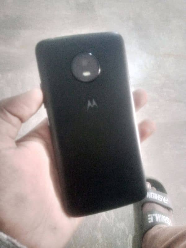 moto e4 2