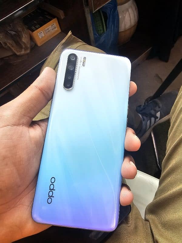 Oppo F11 8/256 2