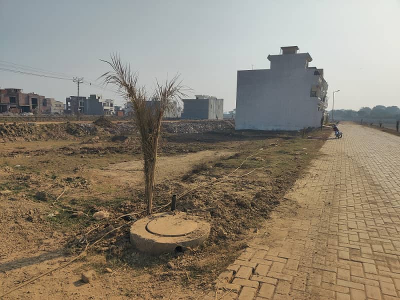 Corner plot for sale in Diamond city Sialkot 3