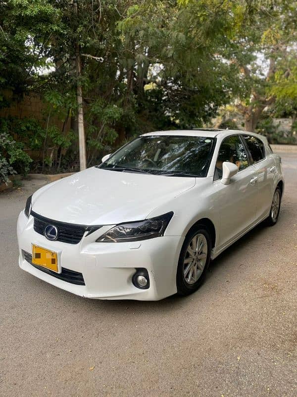 Lexus CT200h 2011 5