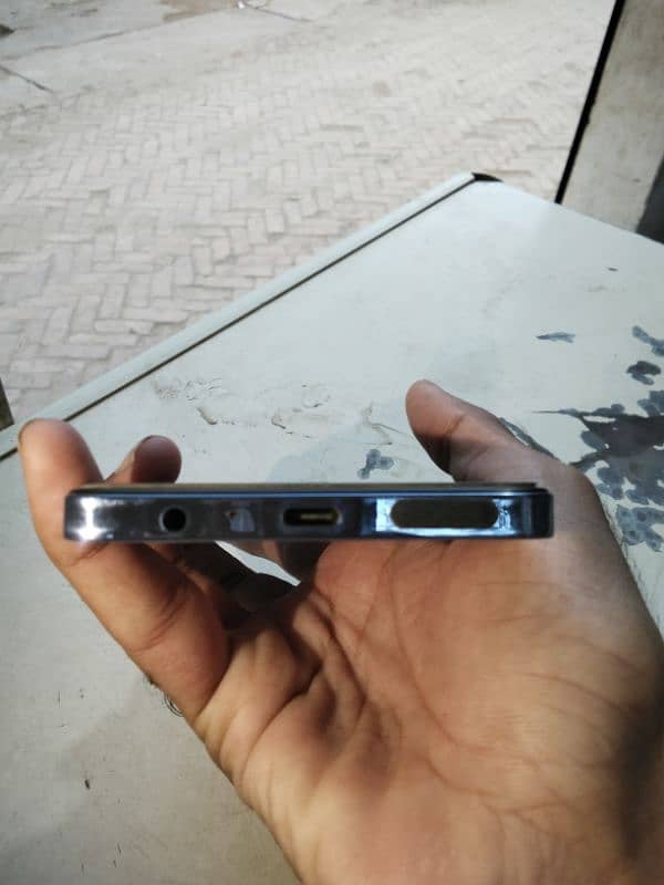 Tecno camon20 cendation 10by10 all okay location 37sp pakpattan 4