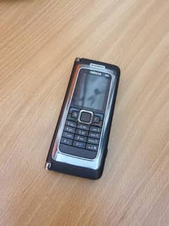 nokia e90